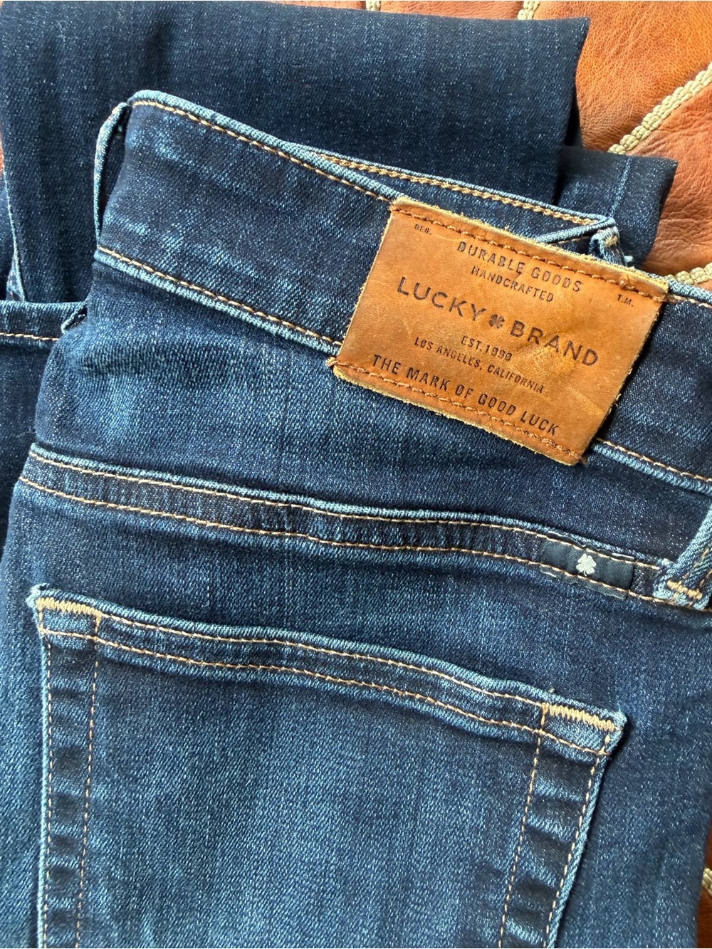 Lucky Brand Women's Ankle/Cropped Jeans - Dark Blue with Tan Patch